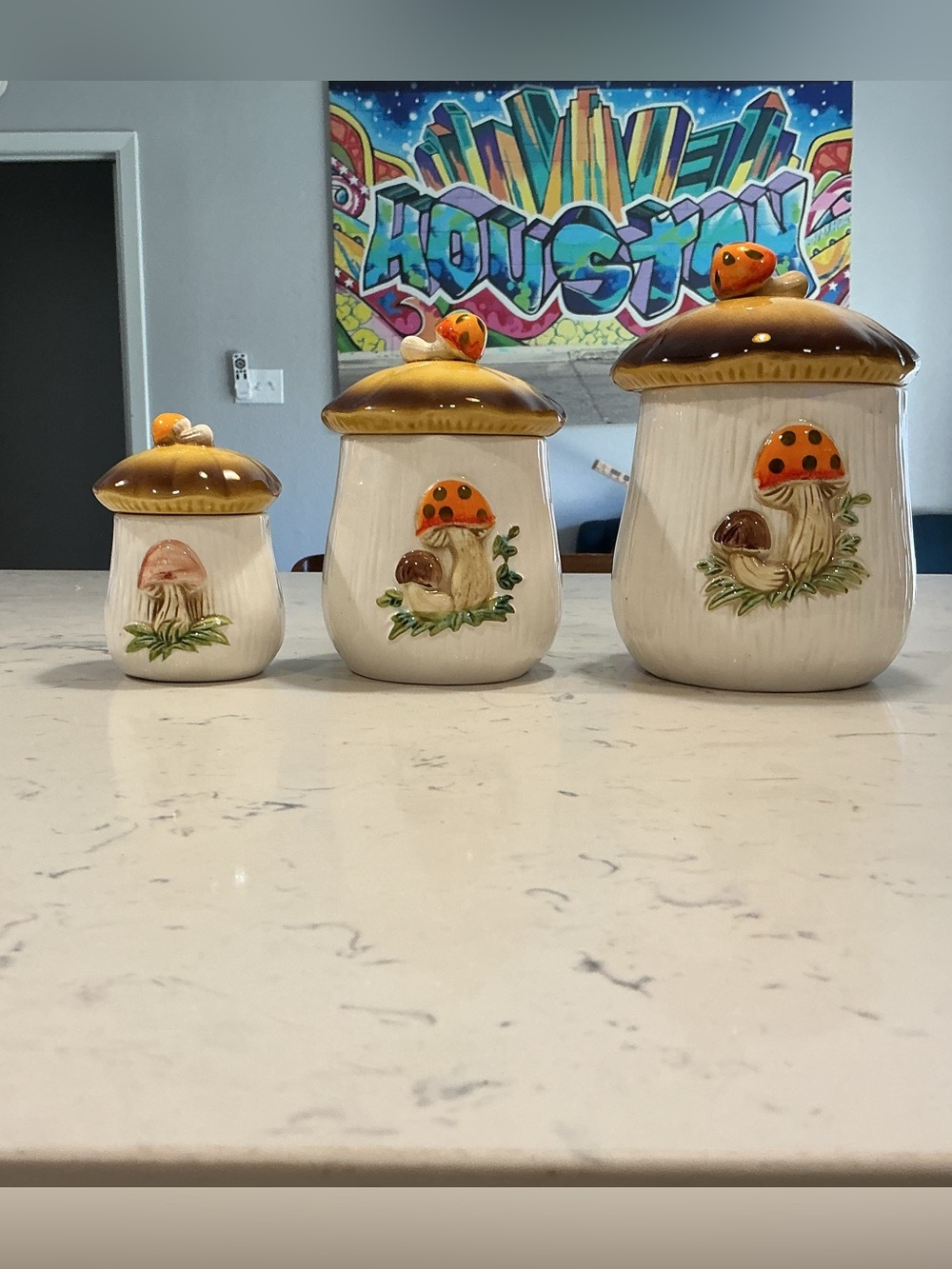Vintage Ceramic Merry Mushroom Pattern Canister Set of 3 with Lids, Sears 1978 - Picture 3 of 11